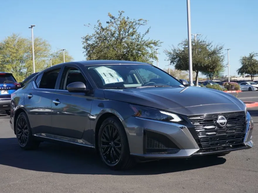 2025 Nissan Altima SV Special Edition photo 1