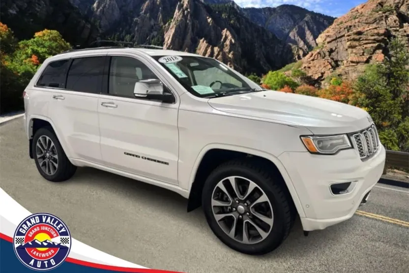 2018 Jeep Grand Cherokee Overland photo 1