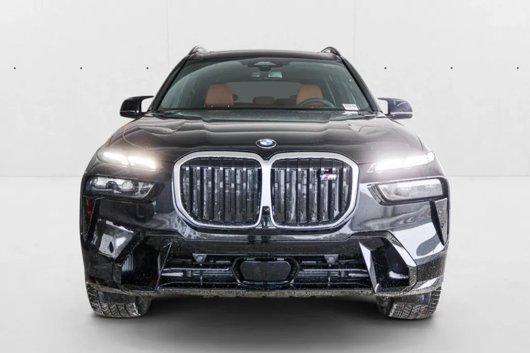 2025 Bmw X7 M60i photo 1
