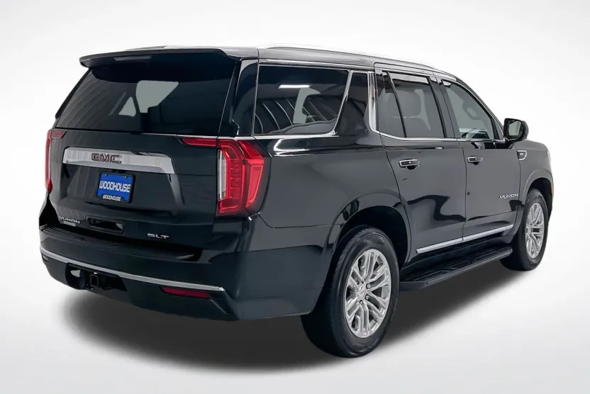 2023 Gmc Yukon SLT photo 1