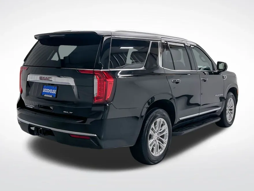 2023 Gmc Yukon SLT photo 1