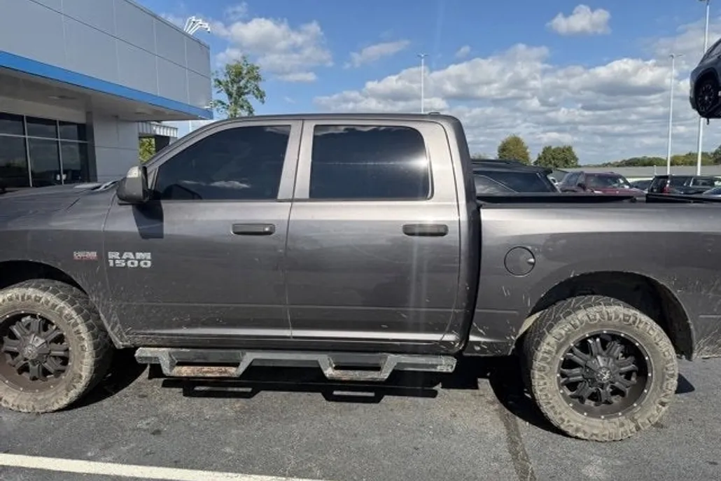 2015 Ram 1500 ST photo 1