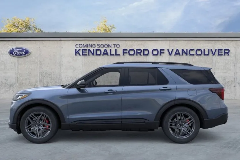 2025 Ford Explorer ST photo 1