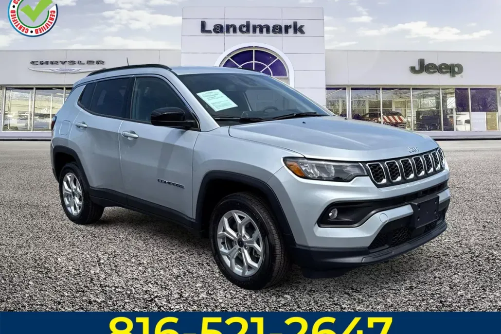 2025 Jeep Compass Latitude Sport photo 1