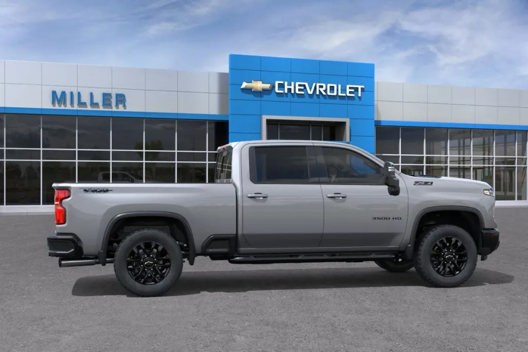 2026 Chevrolet Silverado 3500HD LTZ photo 1