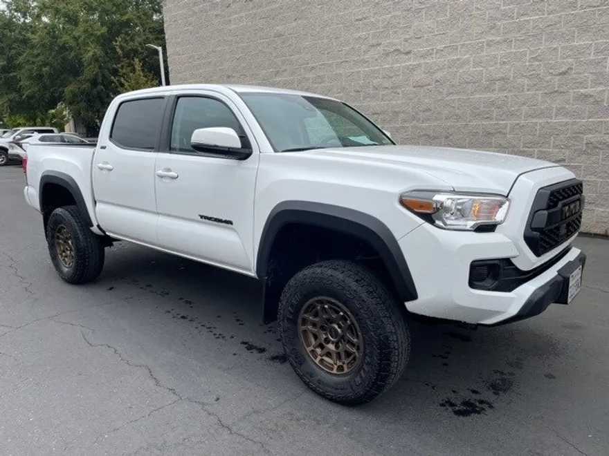 2023 Toyota Tacoma Trail Edition photo 1