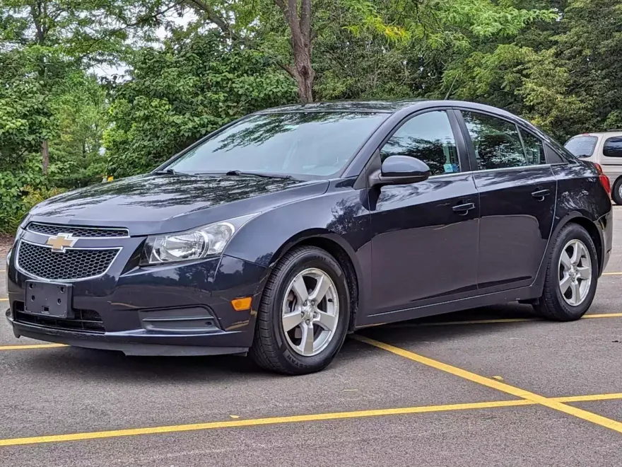 2014 Chevrolet Cruze photo 1
