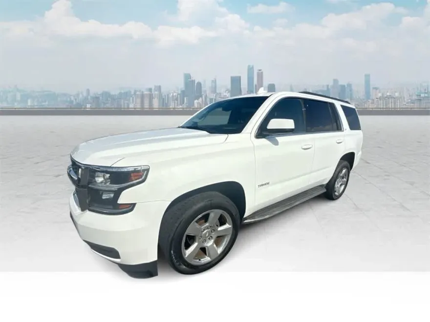 2018 Chevrolet Tahoe LT photo 1