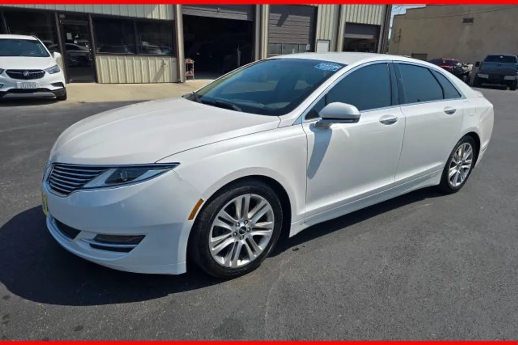2016 Lincoln MKZ photo 1