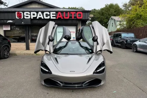 2018 Mclaren 720S photo 2