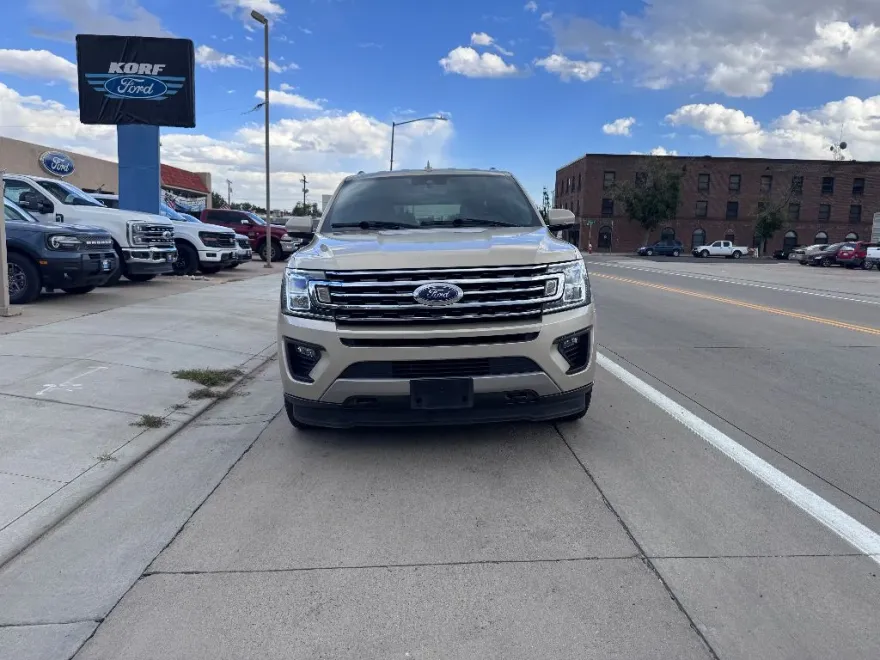 2018 Ford Expedition MAX XLT photo 1