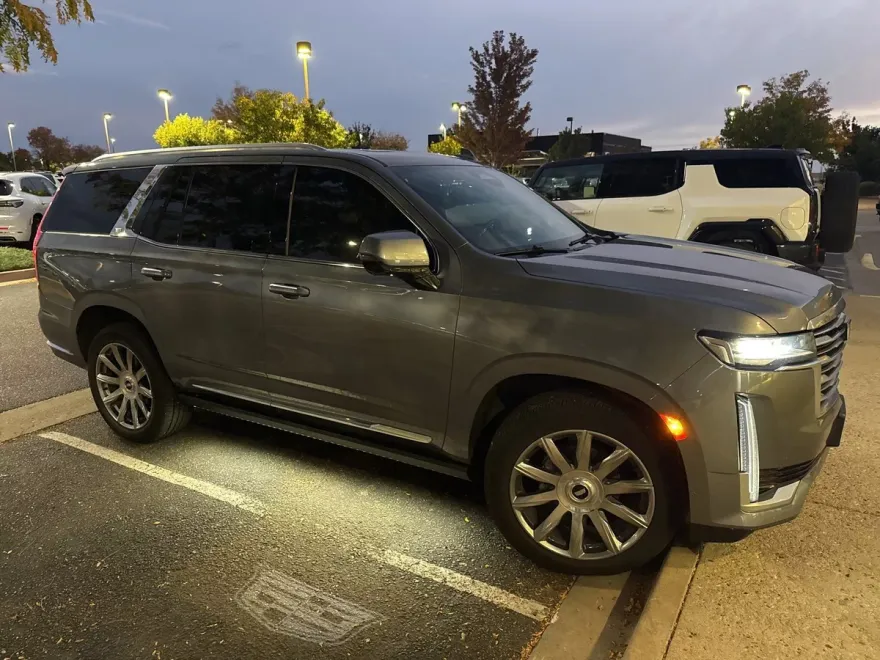 2021 Cadillac Escalade Premium Luxury Platinum photo 1