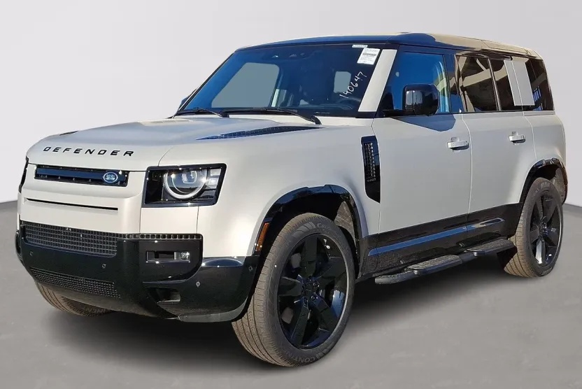 2026 Land Rover Defender 110 X-Dynamic SE photo 1