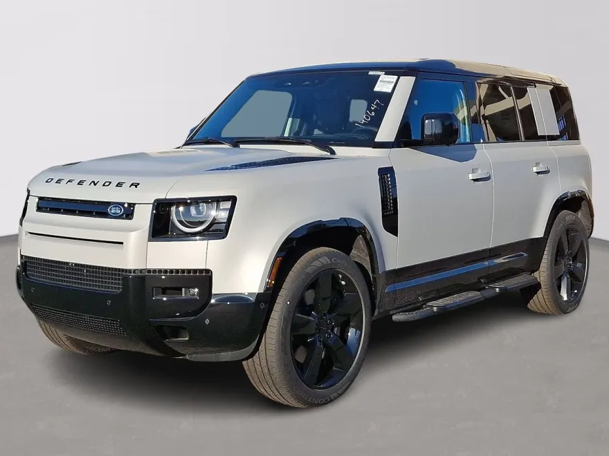 2026 Land Rover Defender 110 X-Dynamic SE photo 1