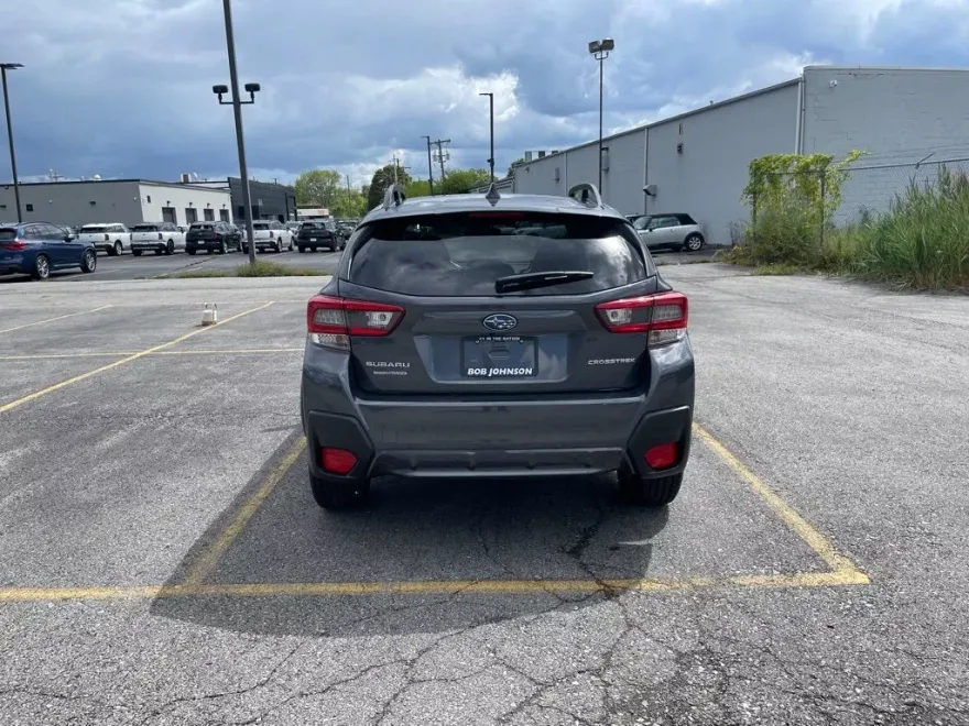 2023 Subaru Crosstrek Premium photo 1