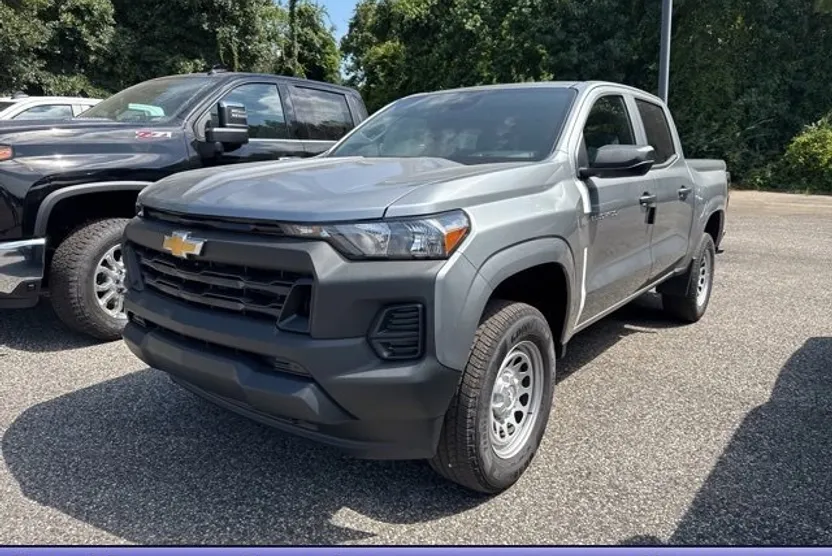 2026 Chevrolet Colorado Work Truck photo 1