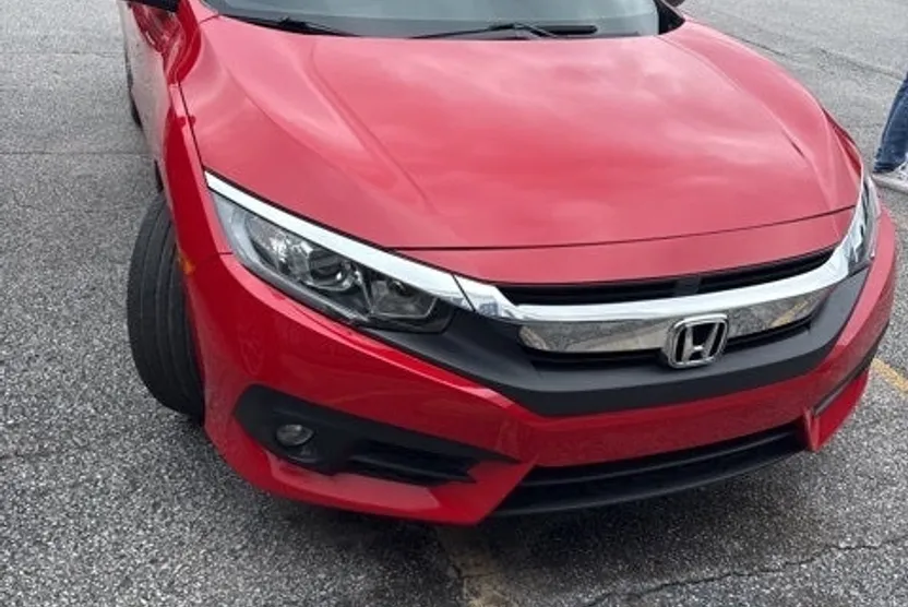 2018 Honda Civic EX-T photo 1