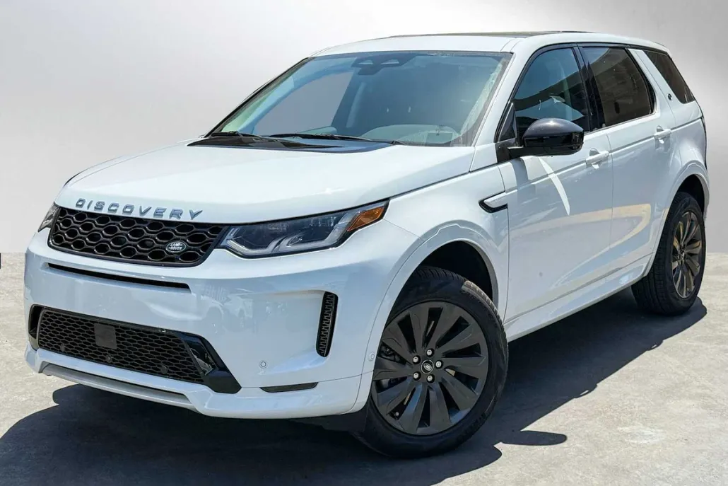 2025 Land Rover Discovery Sport S photo 1