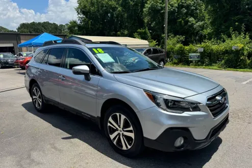 2018 Subaru Outback 2.5i Limited photo 3