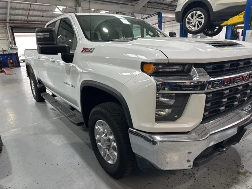2020 Chevrolet Silverado 2500HD LT photo 1