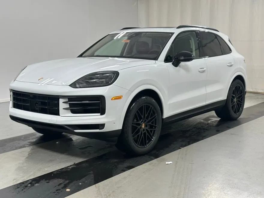 2025 Porsche Cayenne photo 1