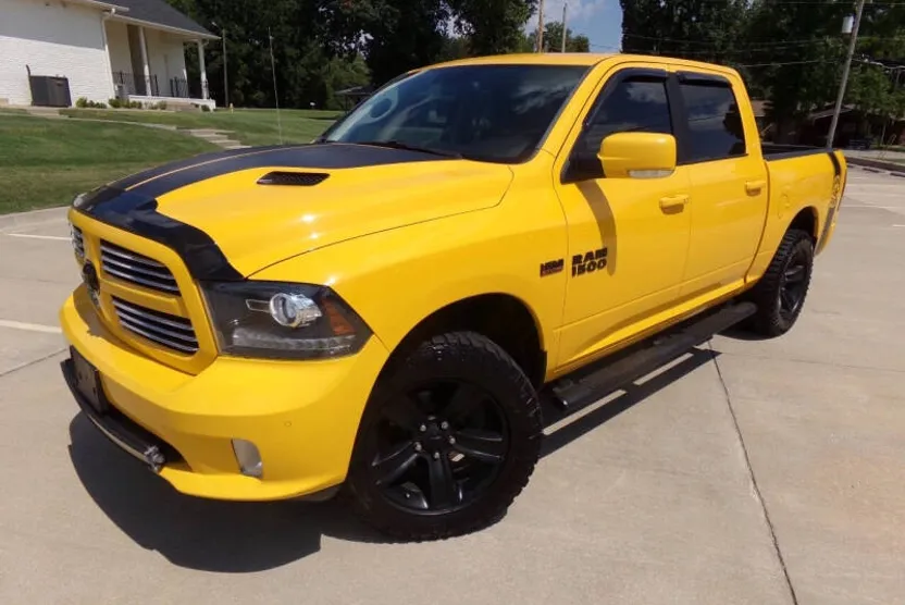 2016 Ram 1500 Sport photo 1