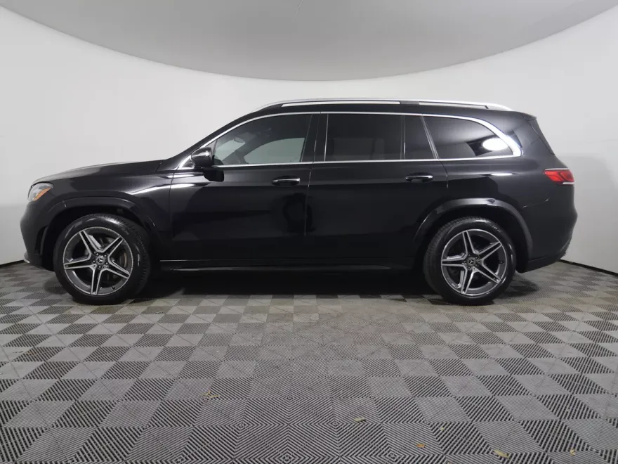 2022 Mercedes Benz GLS 450 4MATIC photo 1