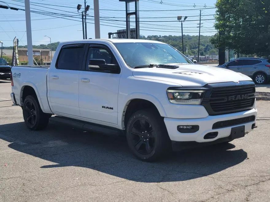 2022 Ram 1500 Laramie photo 1