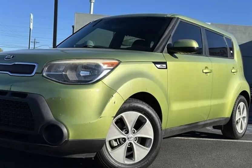 2016 Kia Soul Base photo 1