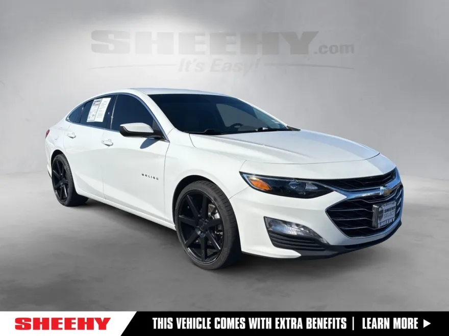 2022 Chevrolet Malibu 1LT photo 1