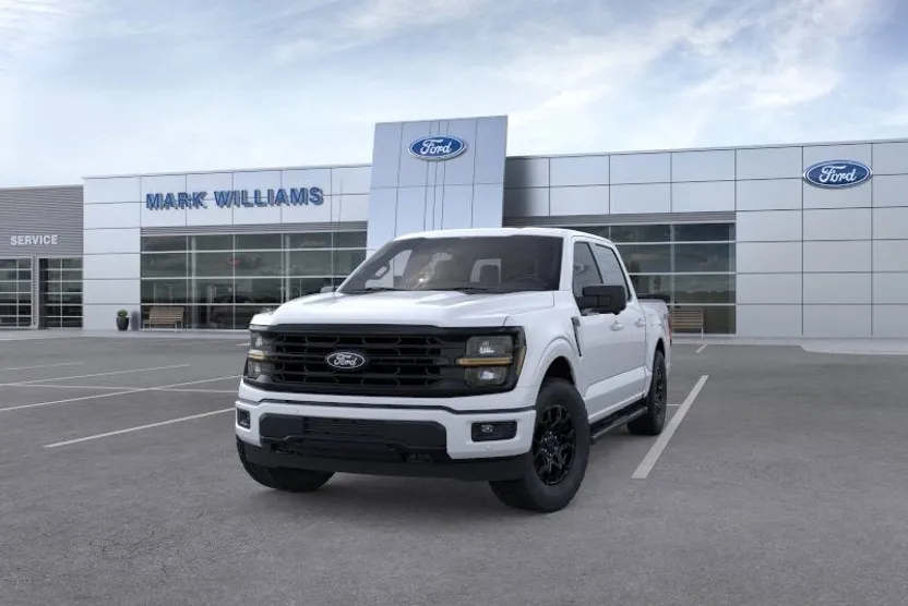 2025 Ford F-150 XLT photo 1