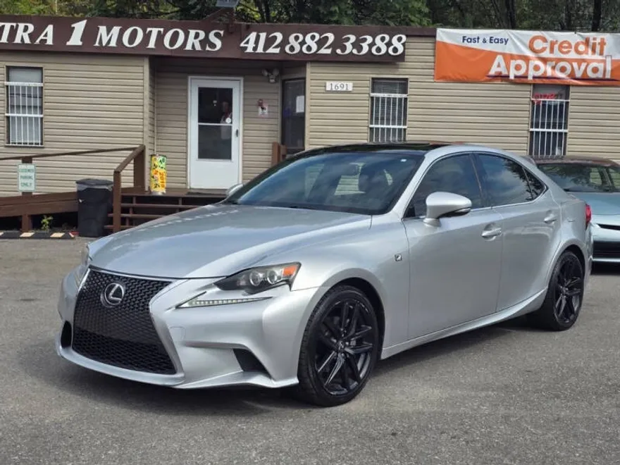 2014 Lexus IS 250 photo 1