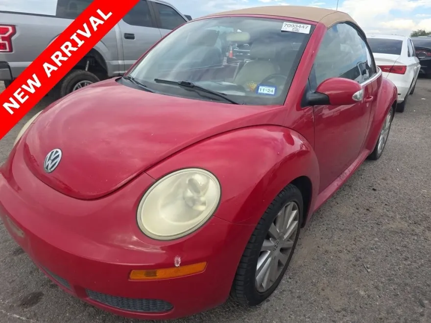 2008 Volkswagen Beetle SE Convertible photo 1