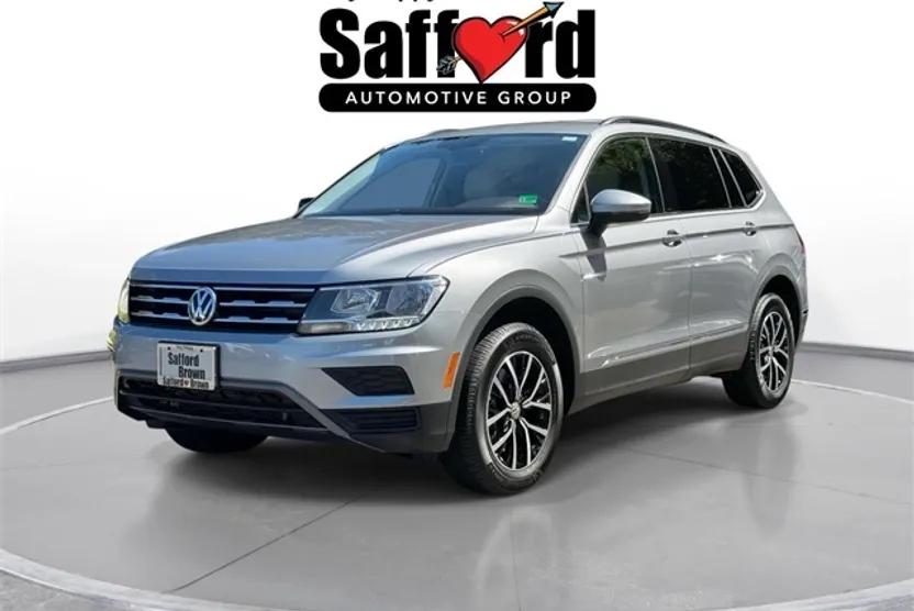 2021 Volkswagen Tiguan SE photo 1