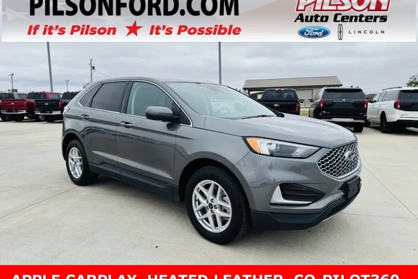 2024 Ford Edge SEL photo 1