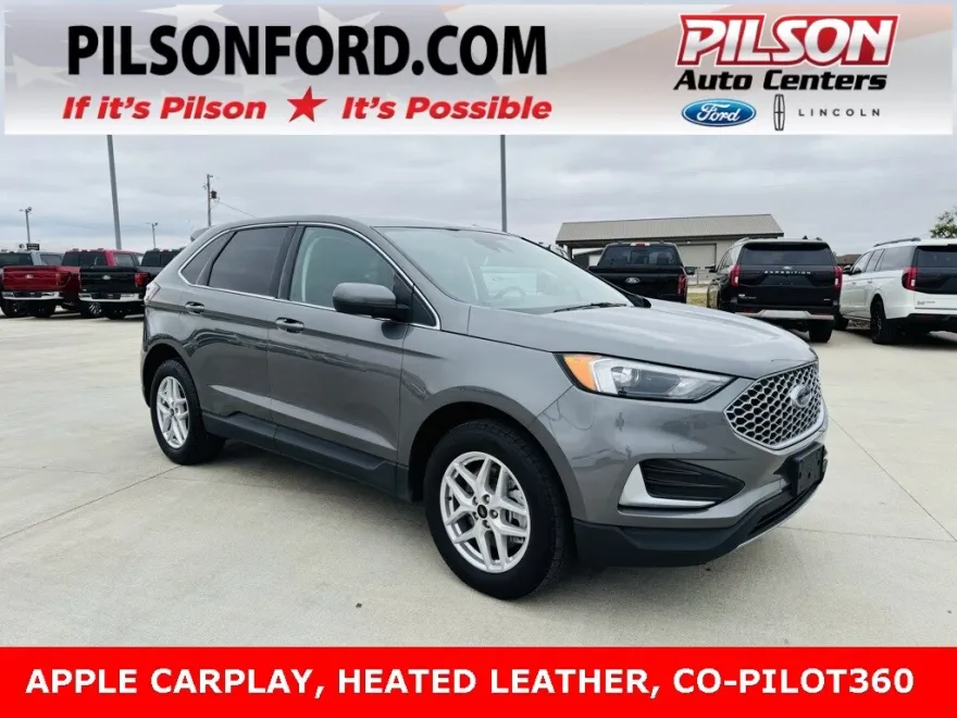 2024 Ford Edge SEL photo 1