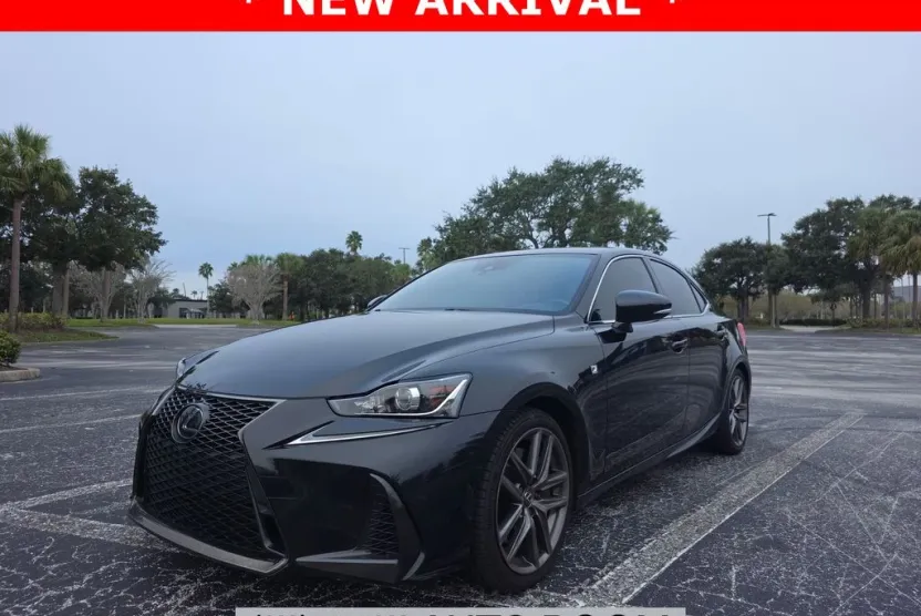 2019 Lexus IS 350 F SPORT photo 1