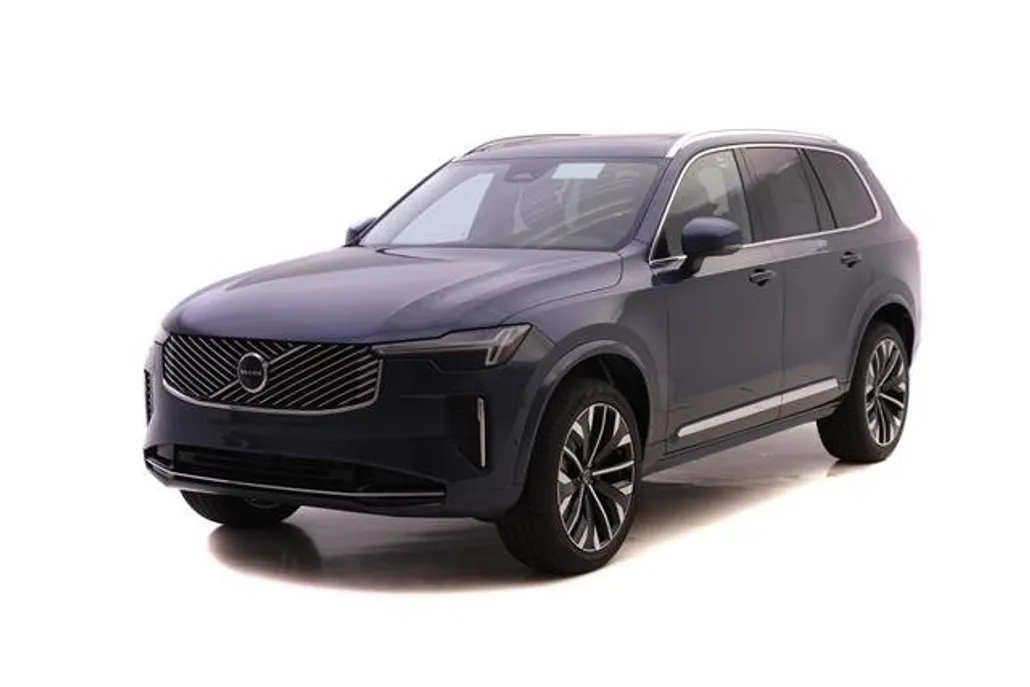 2026 Volvo XC90 B5 Plus photo 1