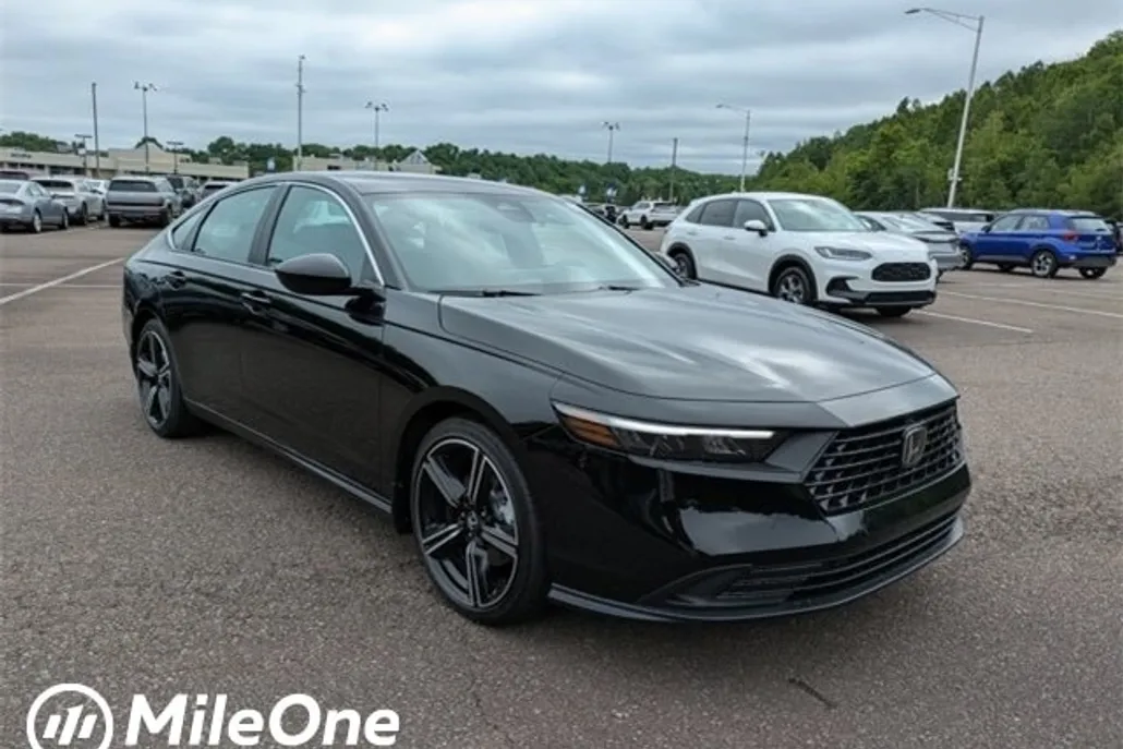 2025 Honda Accord Hybrid Sport photo 1