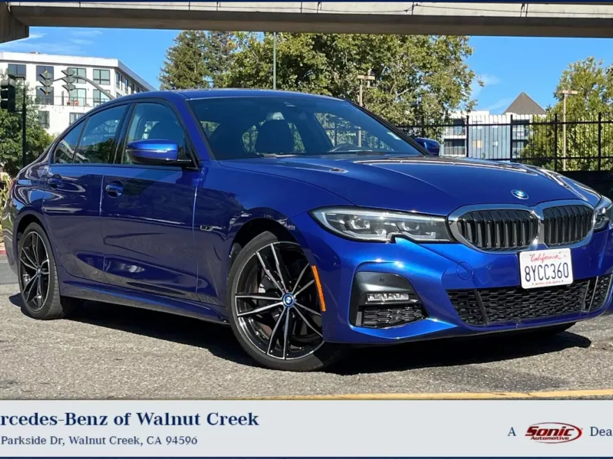 2022 Bmw 330e 3-Series photo 1