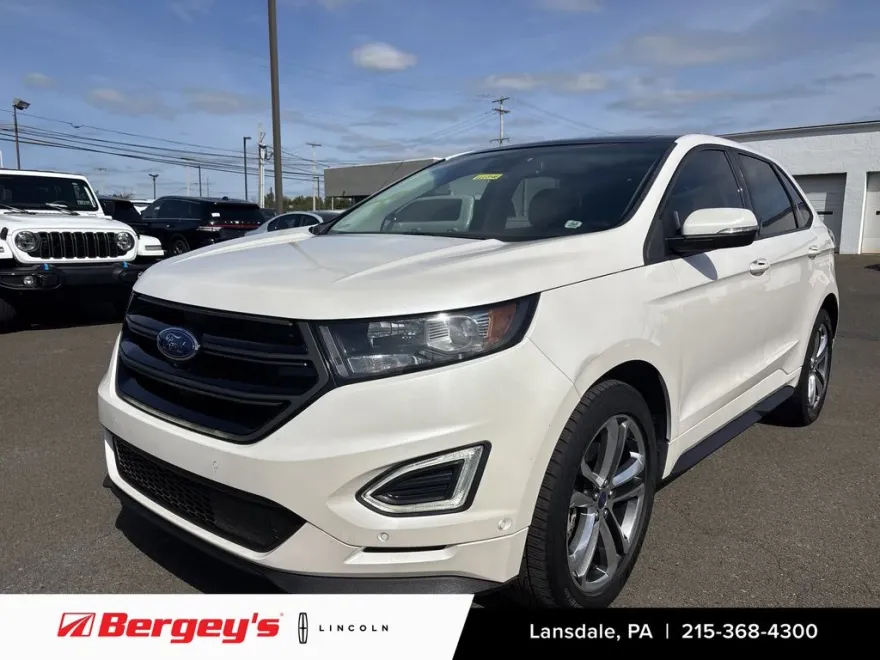 2015 Ford Edge Sport photo 1