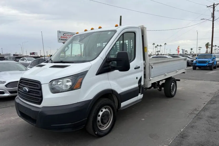 2018 Ford Transit Cutaway Chassis photo 1