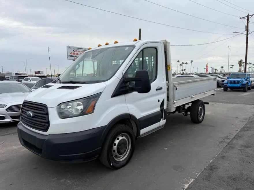 2018 Ford Transit Cutaway Chassis photo 1