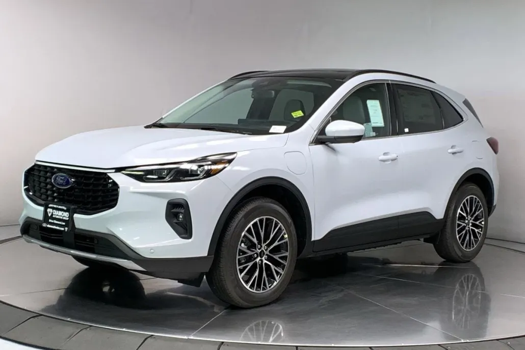 2025 Ford Escape Plug-In Hybrid photo 1