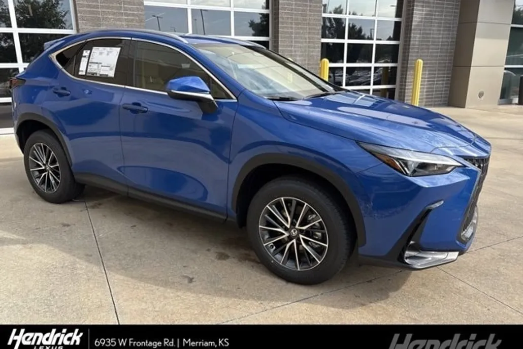 2026 Lexus NX 350h photo 1