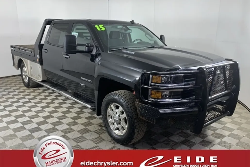 2015 Chevrolet Silverado 3500HD LT photo 1