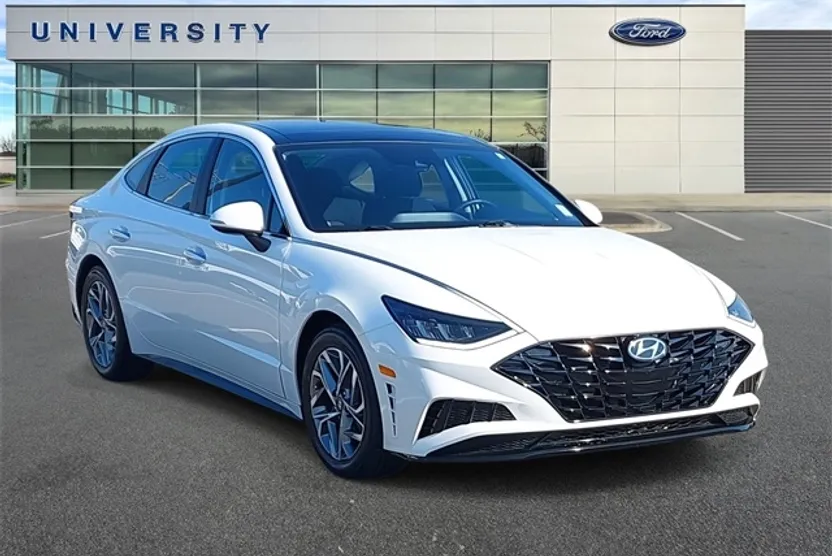 2022 Hyundai Sonata SEL Convenience N Line photo 1