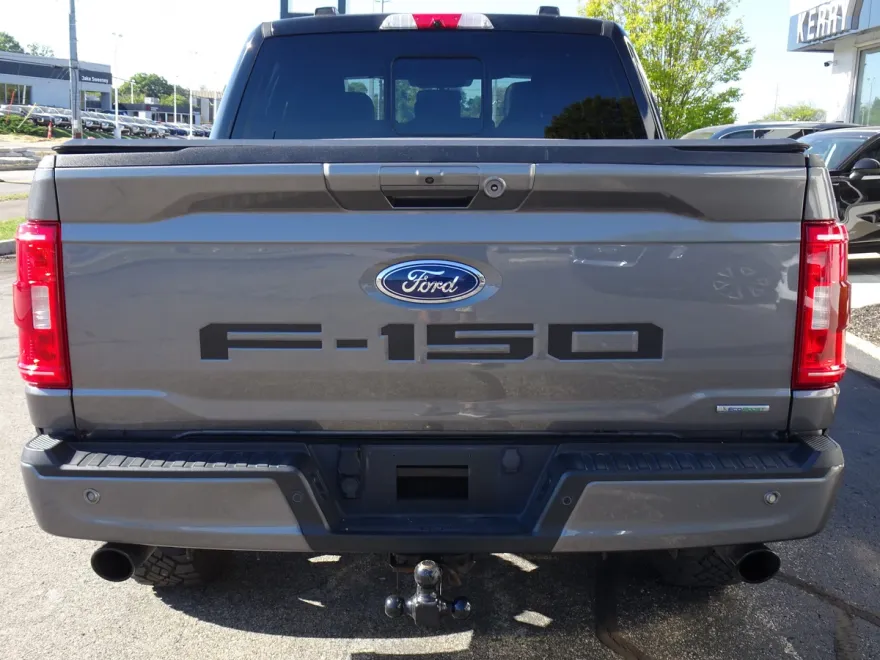 2021 Ford F-150 XLT photo 1