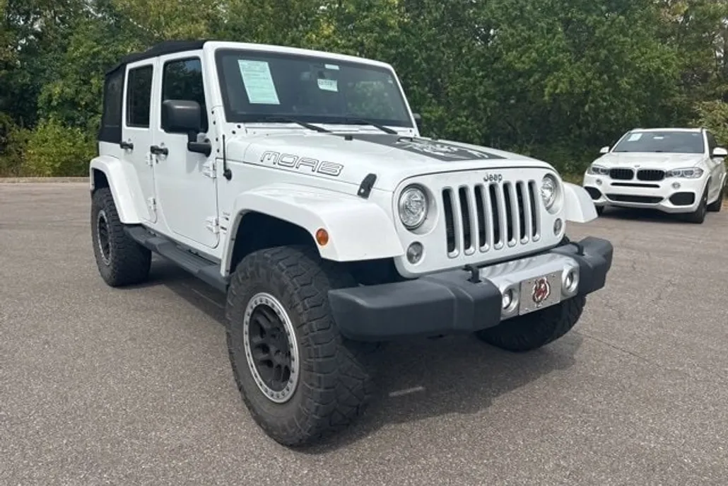 2018 Jeep Wrangler Unlimited Sahara photo 1