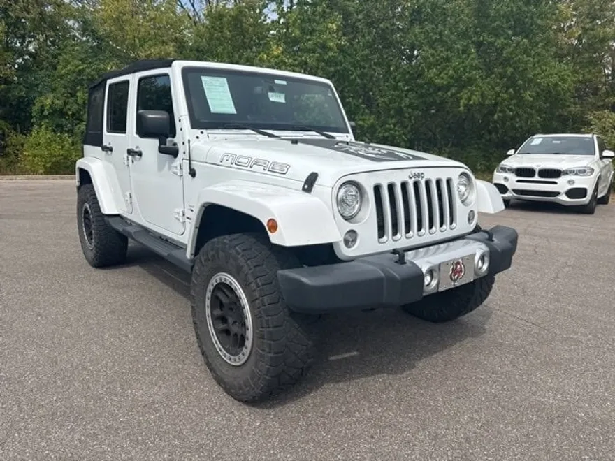 2018 Jeep Wrangler Unlimited Sahara photo 1